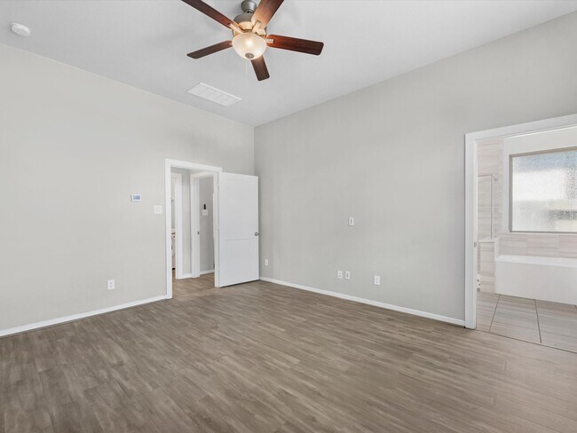 Building Photo - 731 Lacebark Elm Trl