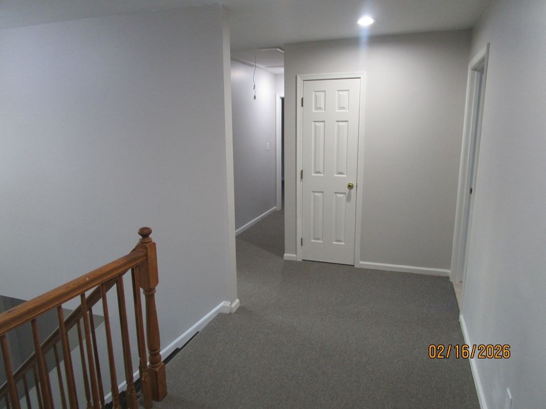 Building Photo - 465 Pfister Rd