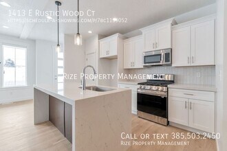 Building Photo - 1413 E Rustic Wood Ct