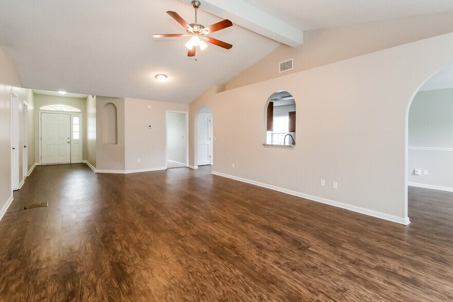 Building Photo - 607 Cozybrook Ln