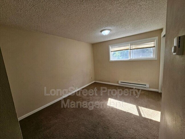 Building Photo - 14157 SW Allen Blvd