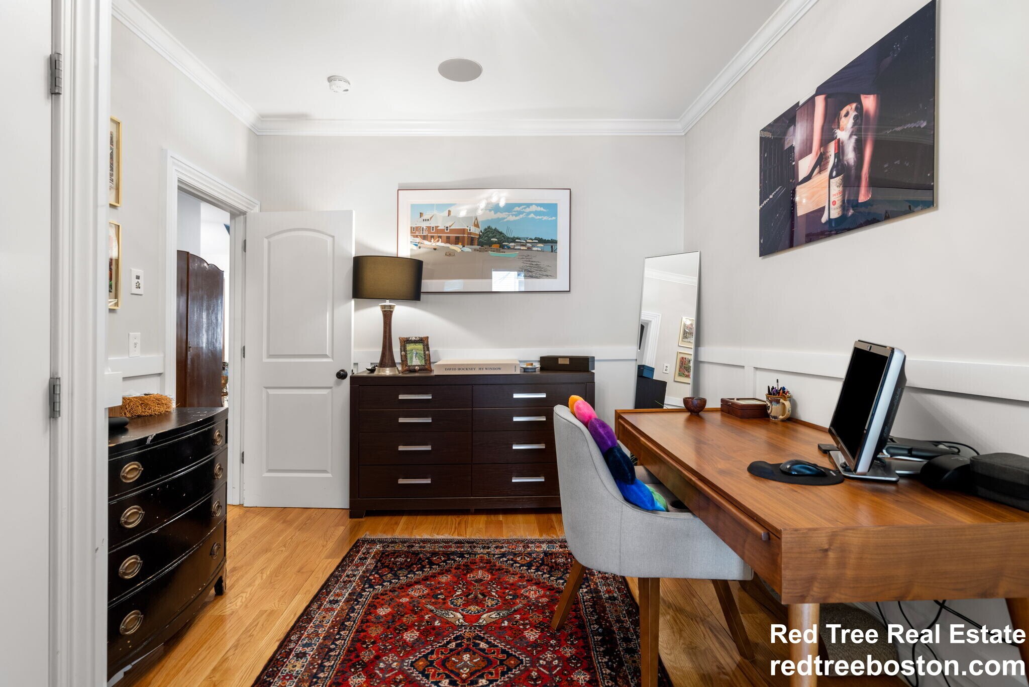 Building Photo - 687 E 6th St