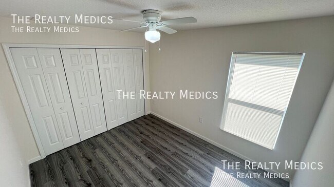 Building Photo - 1242 Halber Ave NW