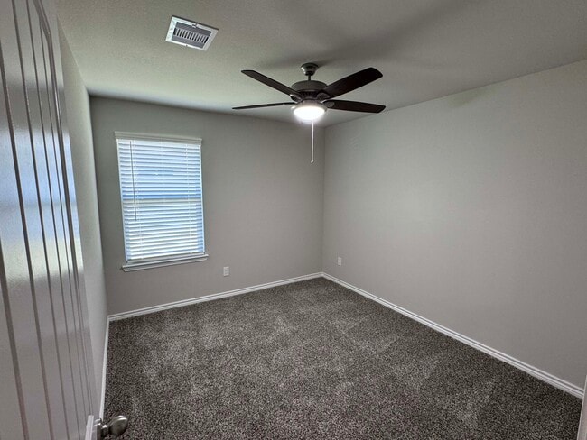 Building Photo - 1179 Kennesaw Dr