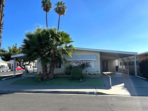 Building Photo - 1006 San Nicolas St