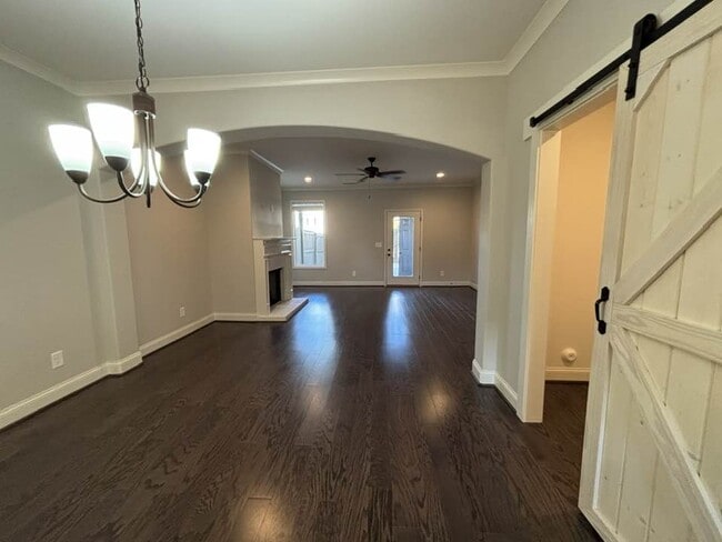 Building Photo - 999 Lennox Blvd