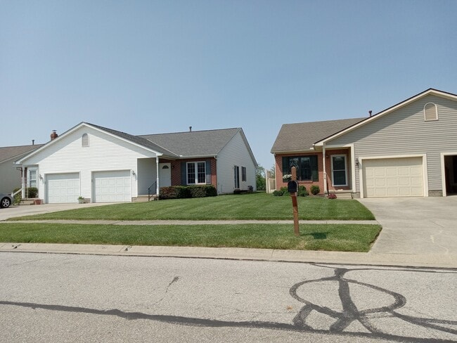 Building Photo - 316 Willowbend Cir