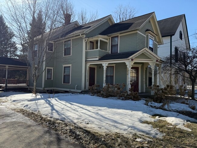 Building Photo - 210 Cemetery Rd