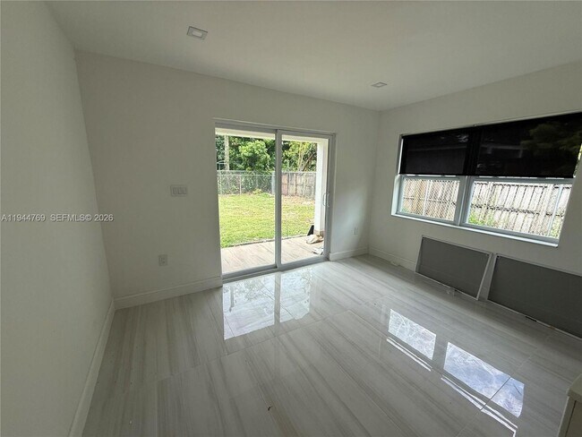 Building Photo - 18333 SW 296th St