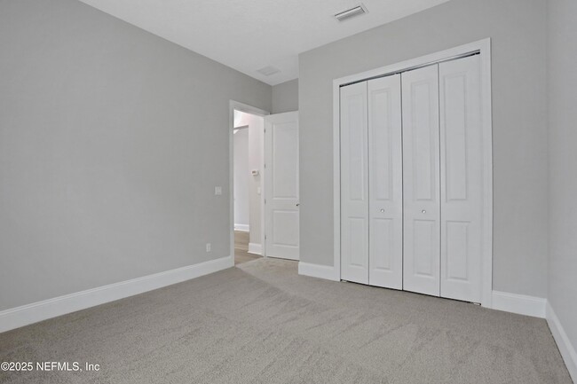 Building Photo - 420 Eagle Rock Dr