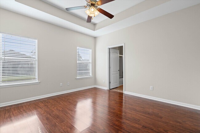 Building Photo - 24348 Wilshire Way