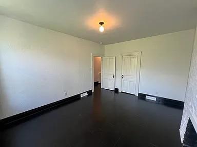 Building Photo - 606 N Taylor Ave