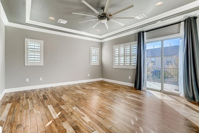 Building Photo - Stunning 4 Bedroom /4bath in Summerlin