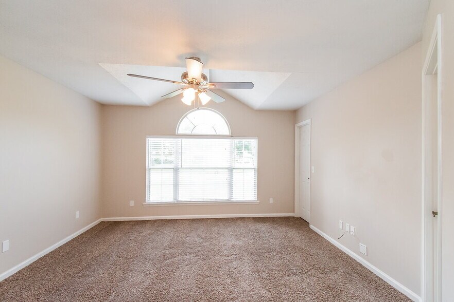 Building Photo - 607 Cozybrook Ln