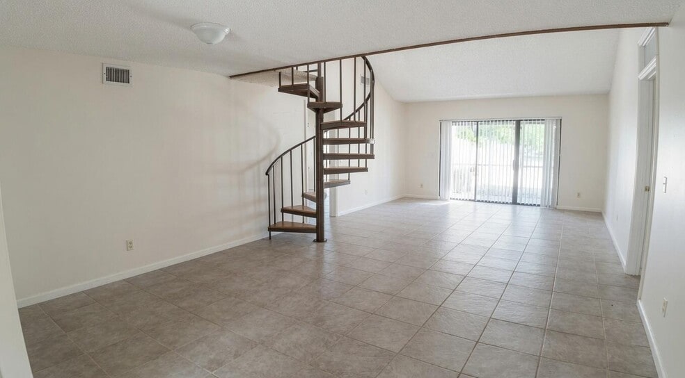 Building Photo - 13368 Bedford Mews Ct