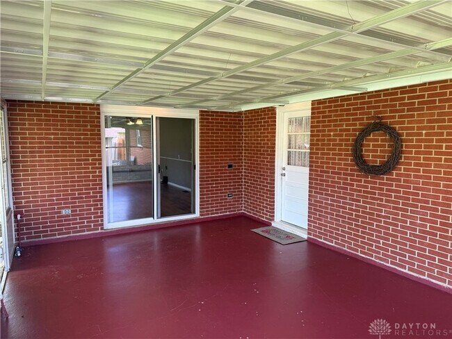 Building Photo - 6418 Oakhurst Pl