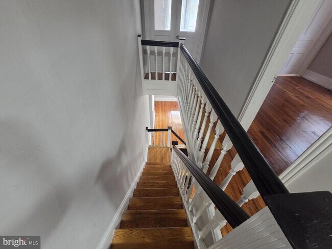 Building Photo - 5109 Knox St
