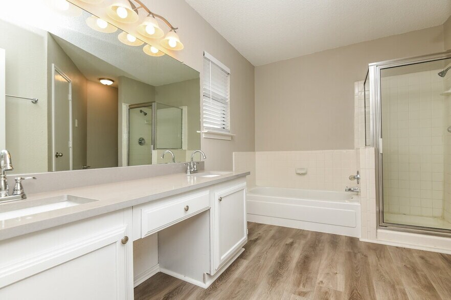 Building Photo - 132 Callender Dr