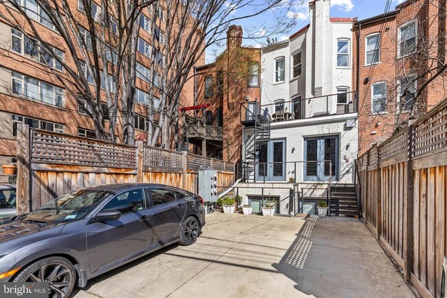 Building Photo - 1746 Q St NW