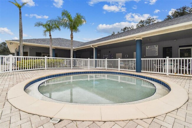 Building Photo - 3843 Bellewater Blvd