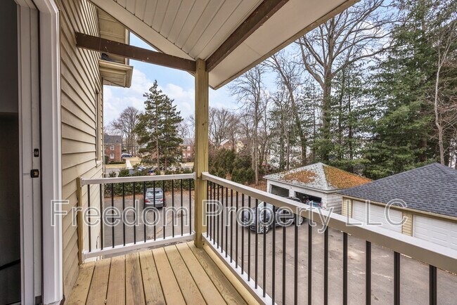 Building Photo - 9 Bretton Rd