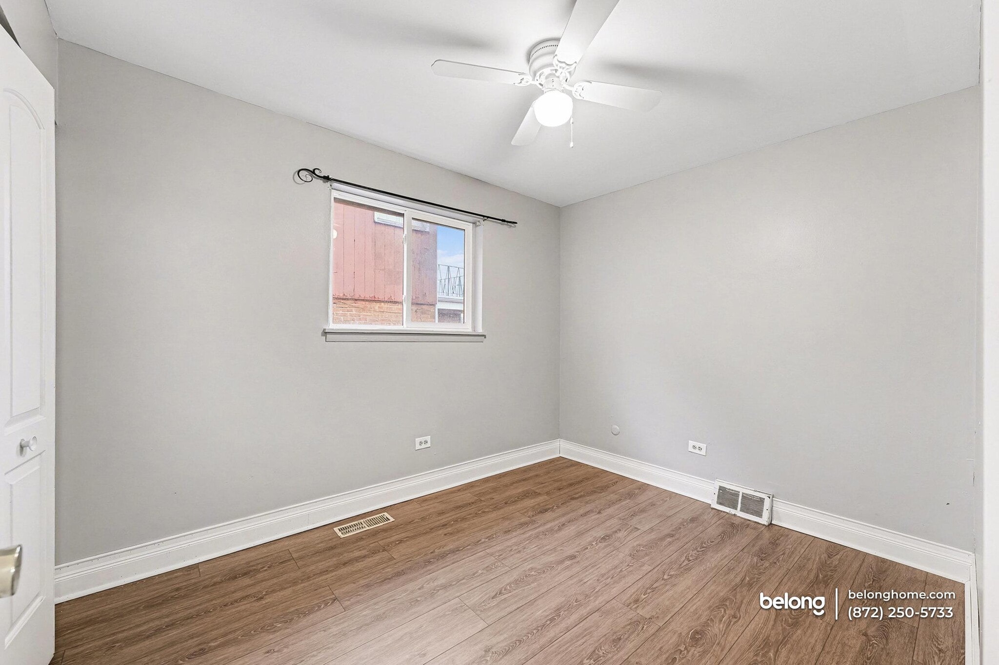 Building Photo - 1138 W 115th St