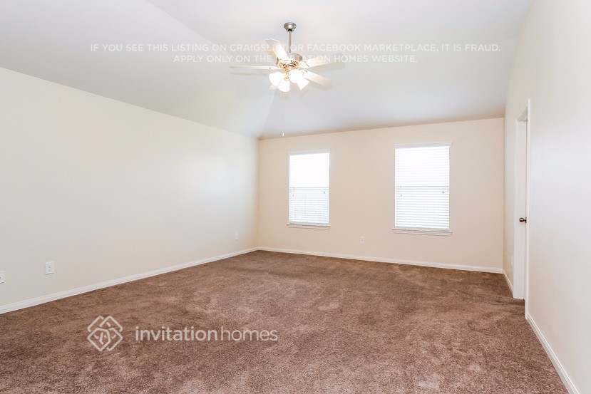 Building Photo - 1015 Doubletree Glen Dr