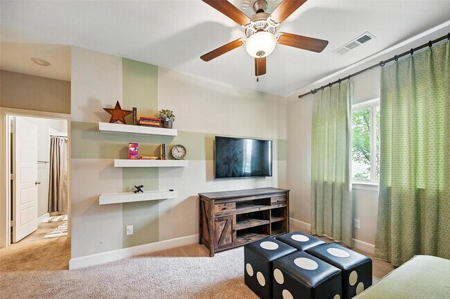 Building Photo - 1605 Cedar Crest Dr