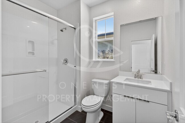 Building Photo - **move in 5/1 $500 off first months rent** Desirable Twelve Bridges Home | 4 bed 3.5 bath