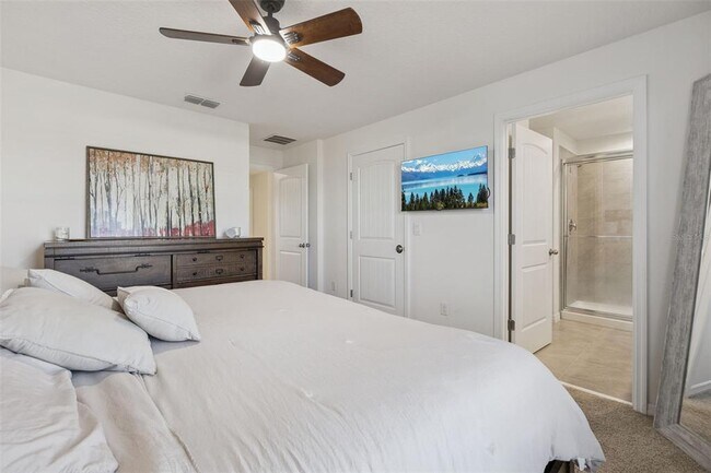 Building Photo - 13121 Bounty Ave