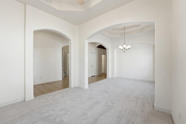 Building Photo - 21654 Horseshoe Dr