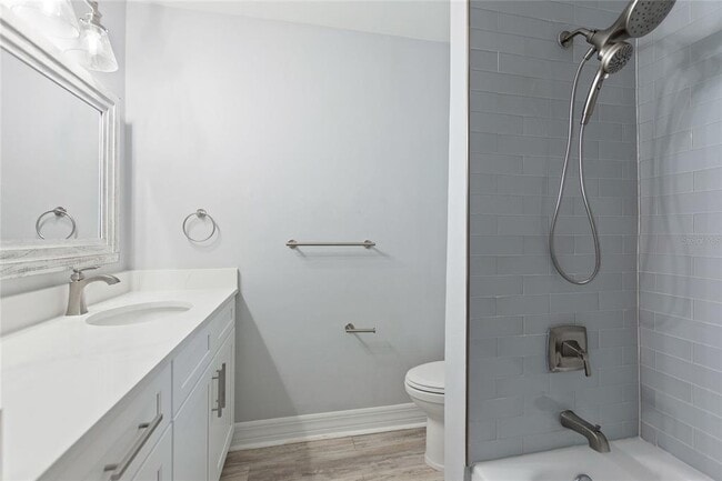 Building Photo - 5122 24th Ave S