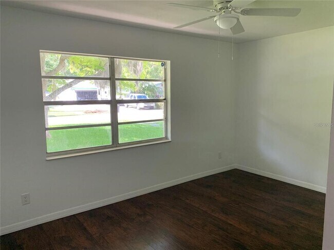 Building Photo - 782 Little Pine Dr
