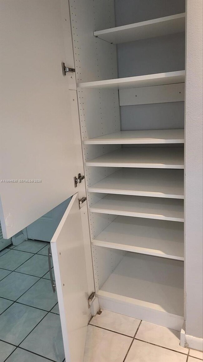 Building Photo - 4270 NW 89th Ave