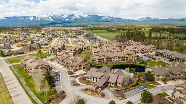 Building Photo - 6310 Locarno Dr