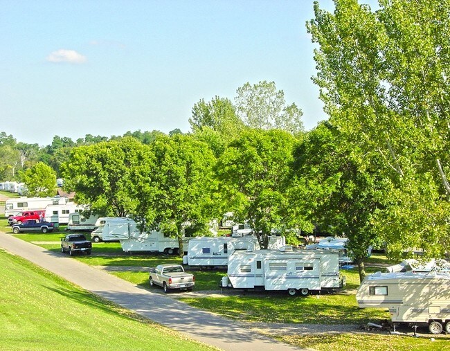 Neshonoc Lakeside Camping Resort N5334 Neshonoc Rd West Salem WI