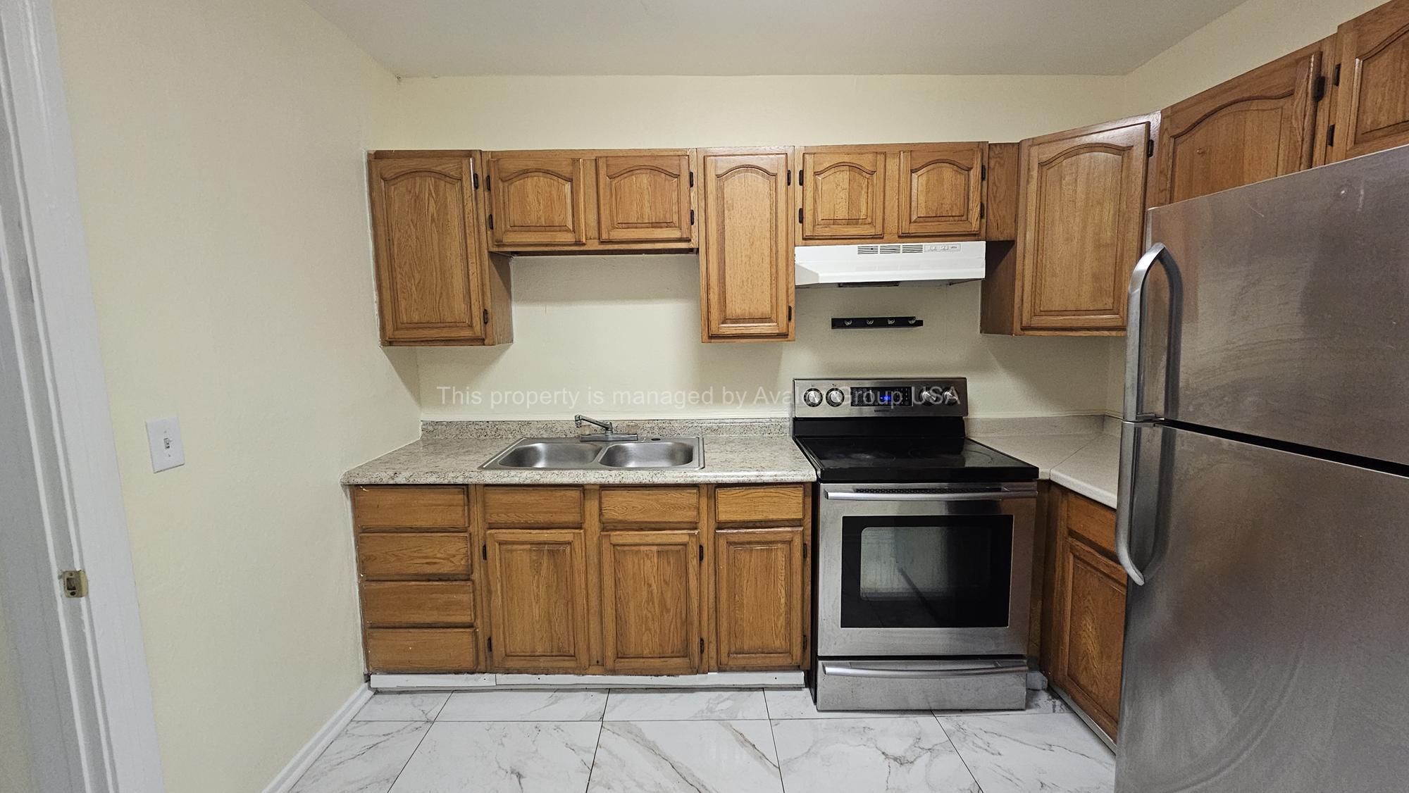 Building Photo - 2395 Commonwealth Ave