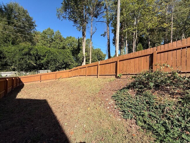 Building Photo - Newly Remodeled 4BD, 2.5BA Raleigh Corner-Lot Home with Modern Upgrades in a Prime Location Near ...