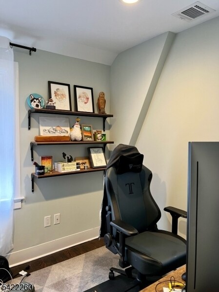 Building Photo - 45 Brookfield Rd