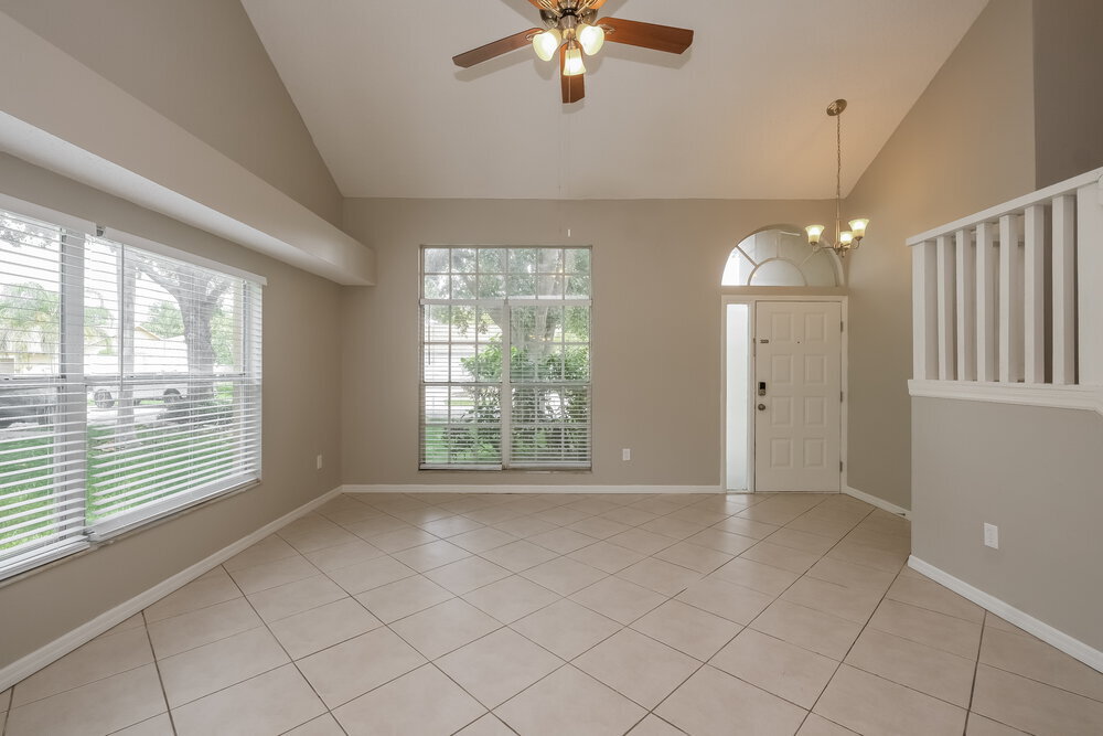 Building Photo - 13423 Beechberry Dr
