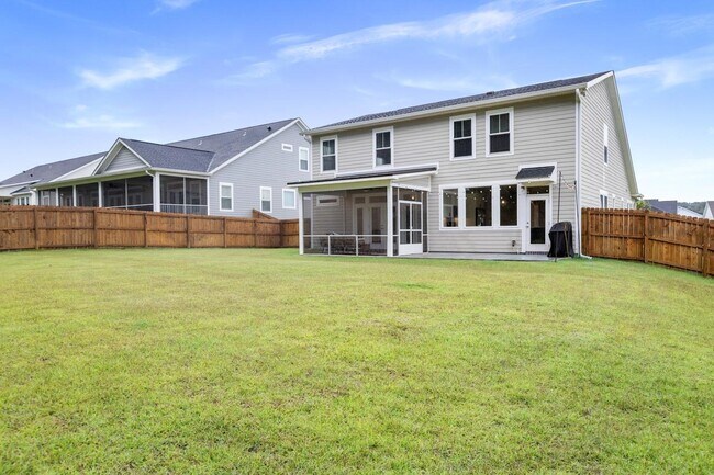 Building Photo - 3809 Ardmore Ln