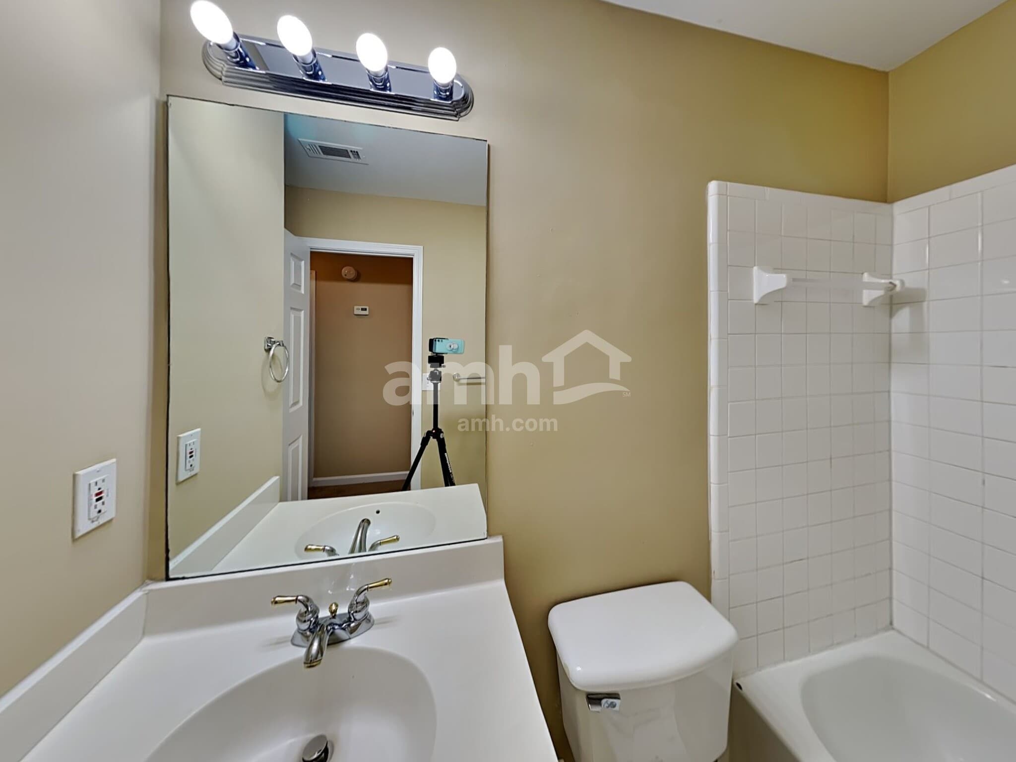 Building Photo - 1735 Trellis Pl