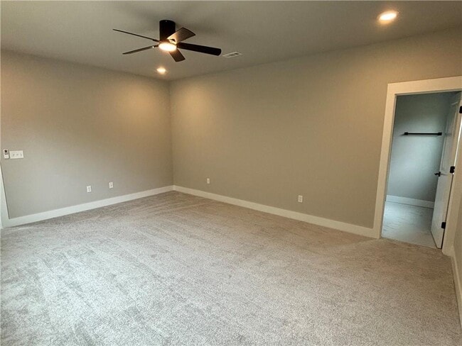 Building Photo - 7 Prestwick Ln