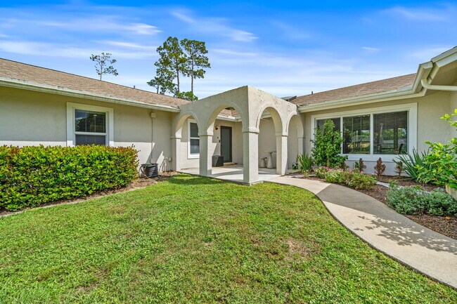 Building Photo - 12192 Branding Iron Ct