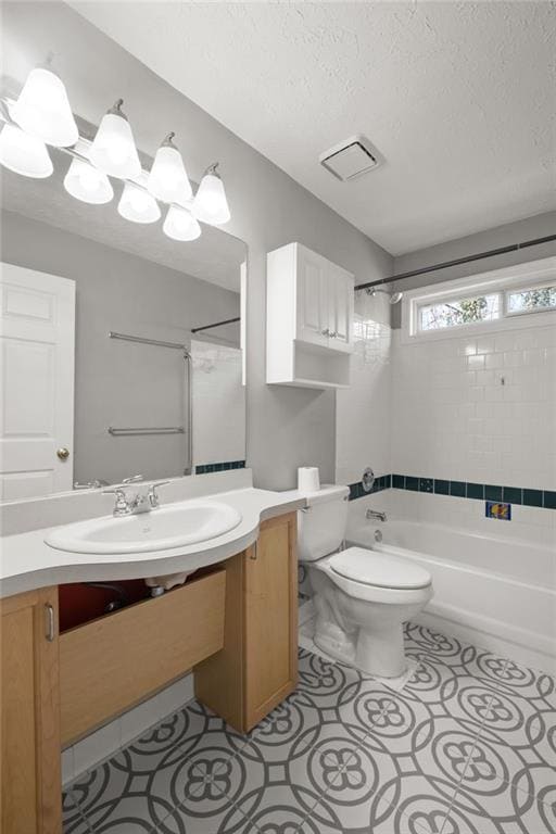 Building Photo - 675 Clearwater Pl