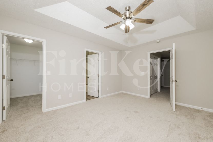 Building Photo - 4944 Lighthouse Ct