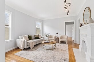 Building Photo - Fully Renovated 2 Bed, 1 Bath Oakland Home with In-Unit Laundry