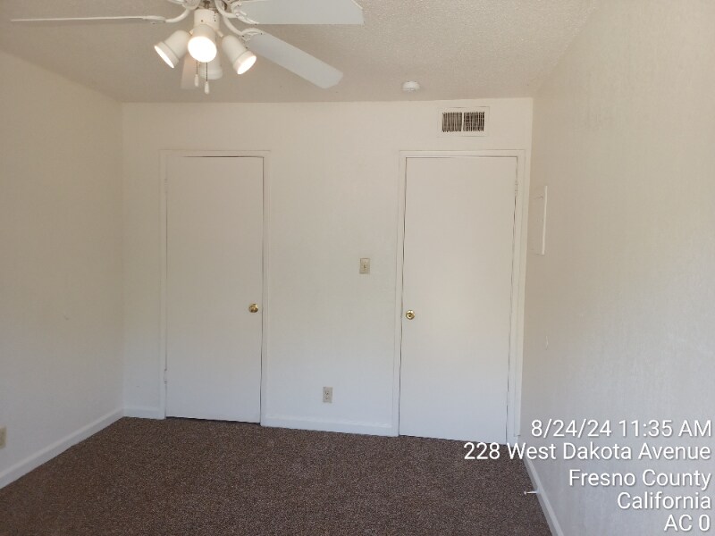 Building Photo - 222 W Dakota Ave