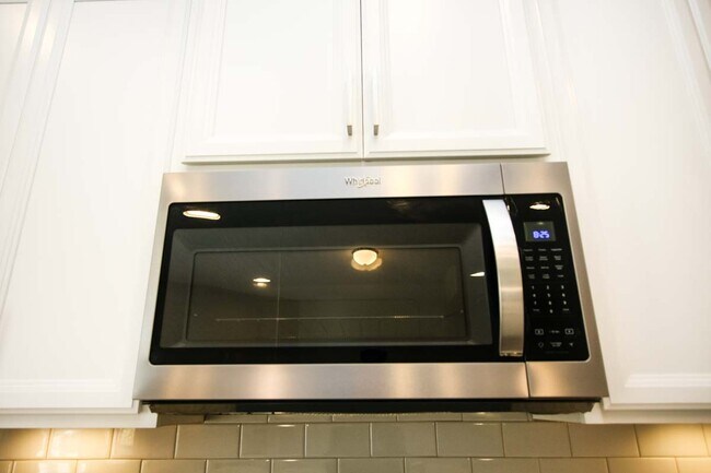 Building Photo - 3152 Anstey Ln