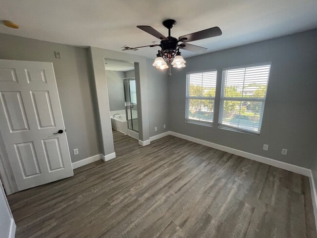 Building Photo - 33810 Willow Haven Ln